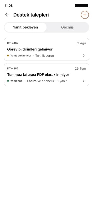The support ticket list in the mobile app, awaiting reply and past tickets